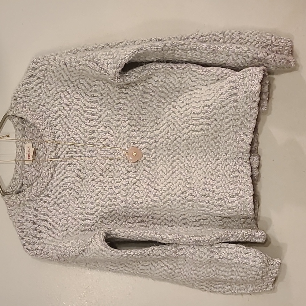 YES LOLA WOMEN'S GREY PULLOVER SWEATER SIZE M